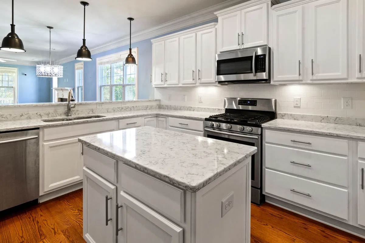 Filth & Squalor Cleanup in West Simsbury, CT